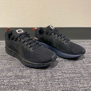 Nike Structure Shield 21